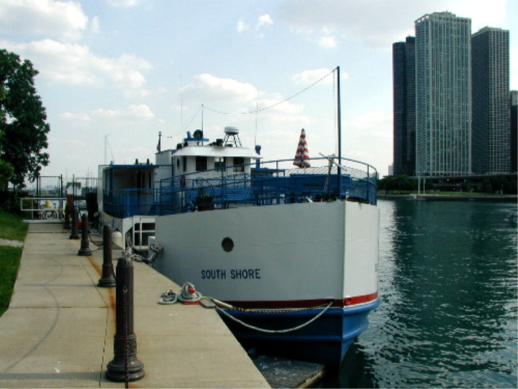 190South_Shore_Chicago_bow