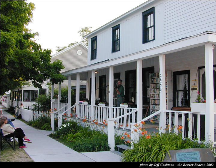 2music-on-the-porch-2002-16