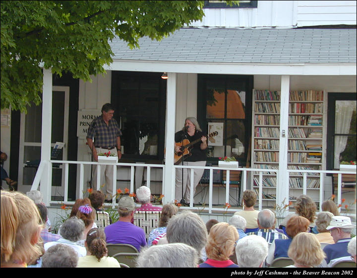 2music-on-the-porch-2002-25