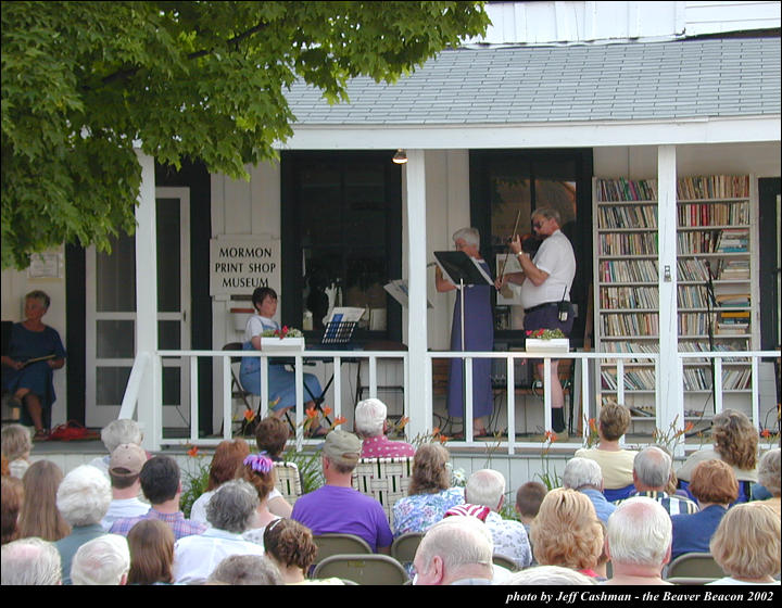 2music-on-the-porch-2002-33