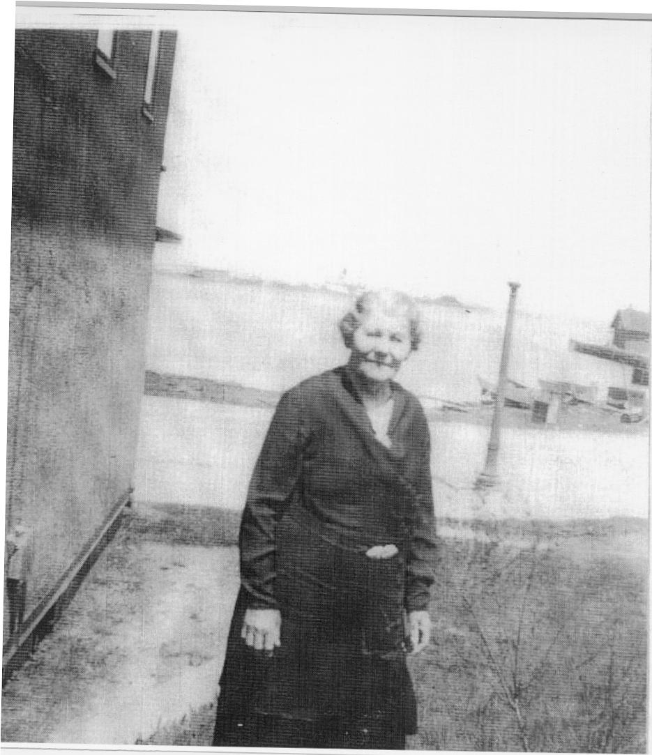 82Grandma_Agnes_Amelia_Lablanc