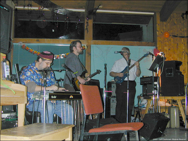 2CMU_Closing_Party_2002_Beaver_Beacon_Beaver_Island_1617