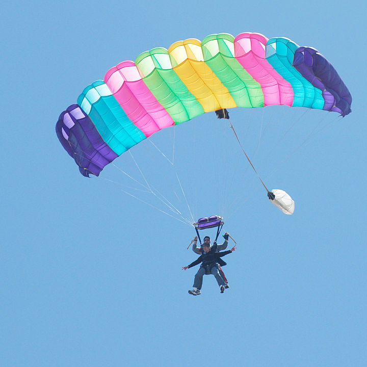 Beaver-Island-Beaver-Beacon07-2004-Sky-Diving-15