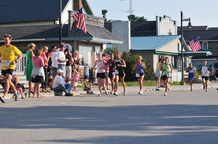 Beaver-Beacon-News-Beaver-Island-Marathon-JJC_5256