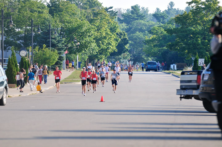 Beaver-Beacon-News-Beaver-Island-Marathon-JJC_5263