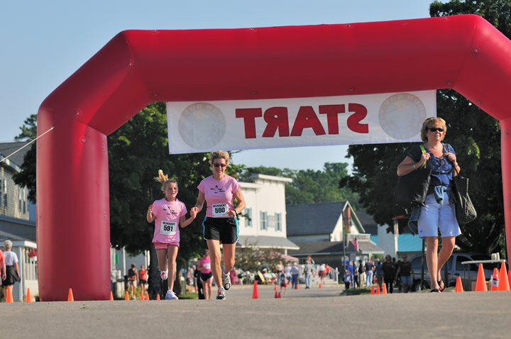 Beaver-Beacon-News-Beaver-Island-Marathon-JJC_5493