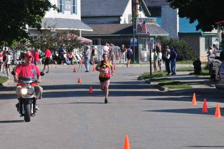 Beaver-Beacon-News-Beaver-Island-Marathon-JJC_5572