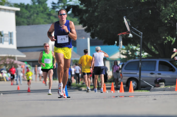 Beaver-Beacon-News-Beaver-Island-Marathon-JJC_5798