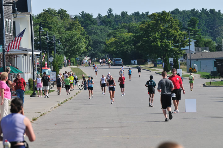 Beaver-Beacon-News-Beaver-Island-Marathon-JJC_6132