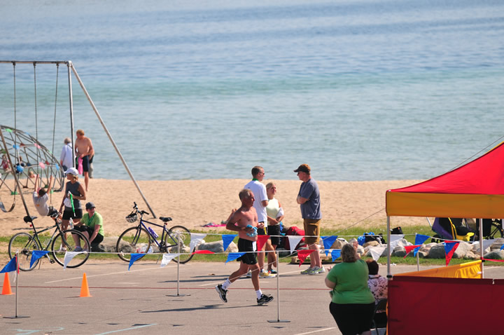 Beaver-Beacon-News-Beaver-Island-Marathon-JJC_6327