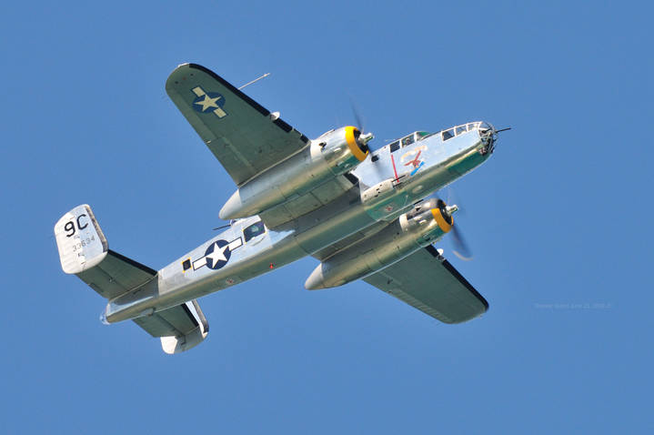 B25 Yankee Warrior over Paradise Bay