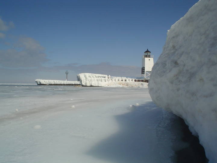 Charlevoix pier head's